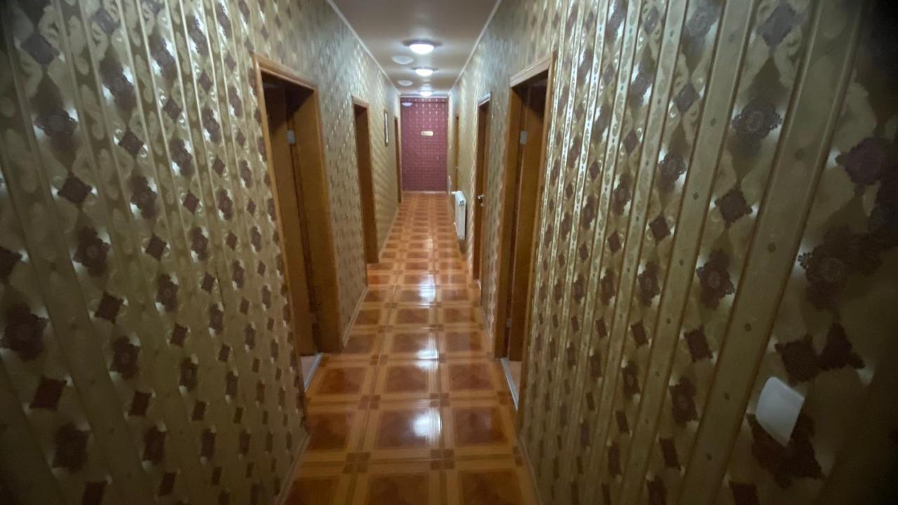 Хотел Галина Палас Srem ภายนอก รูปภาพ